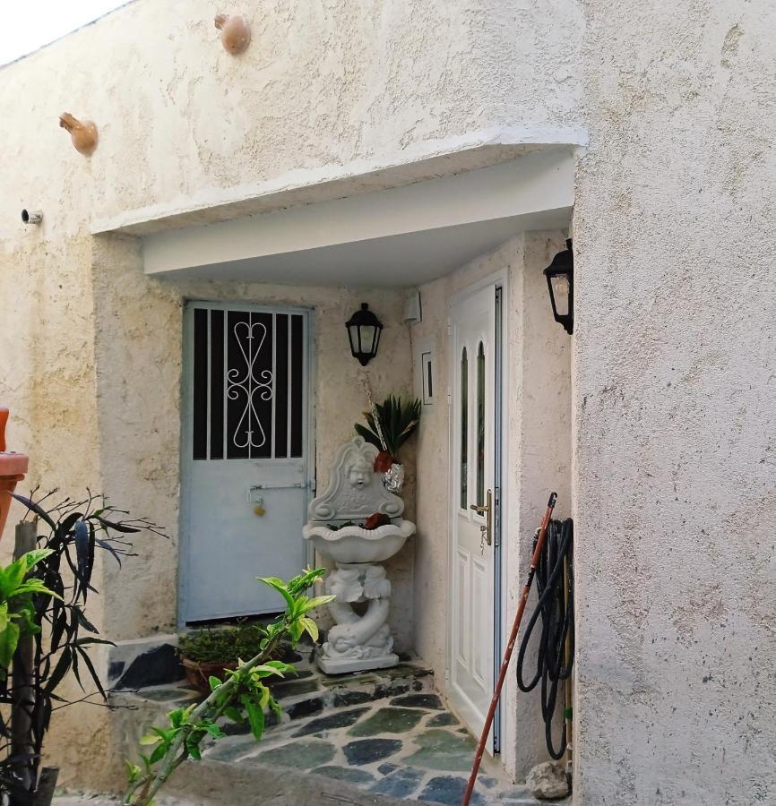 Παραδοσιακό Σπίτι Στο Χωριο Apartment Agioi Deka  Bagian luar foto