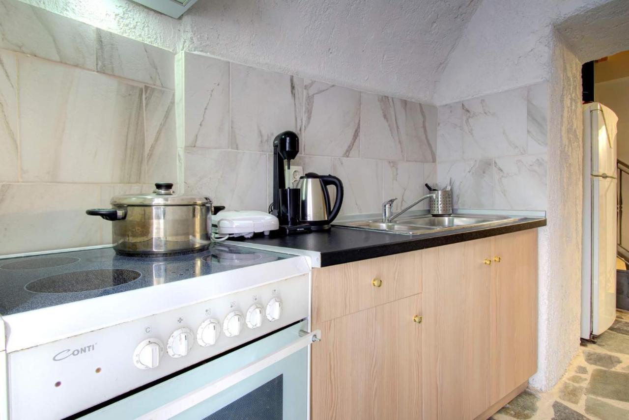 Παραδοσιακό Σπίτι Στο Χωριο Apartment Agioi Deka  Bagian luar foto