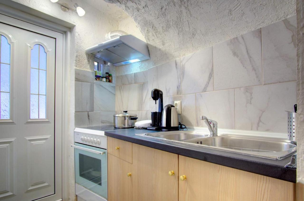 Παραδοσιακό Σπίτι Στο Χωριο Apartment Agioi Deka  Bagian luar foto