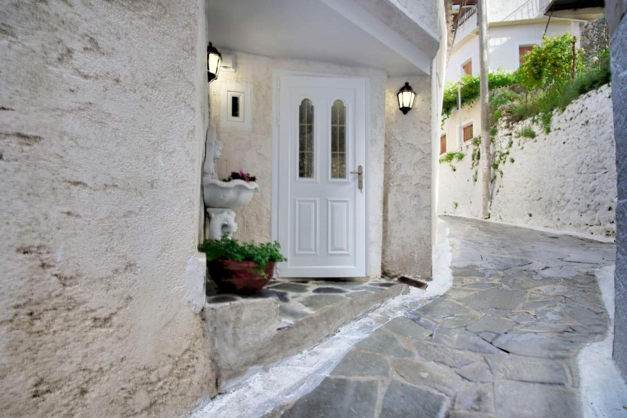 Παραδοσιακό Σπίτι Στο Χωριο Apartment Agioi Deka  Bagian luar foto